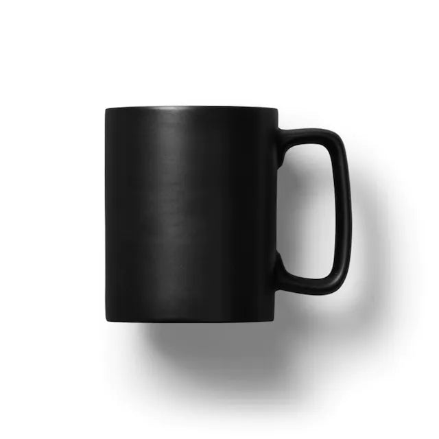 Matte Black Ceramic Mug: Ergonomic Handle for Coffee & Tea
